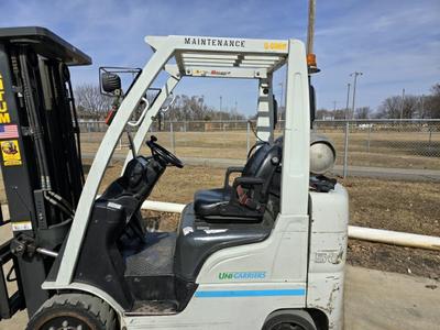 2016 NISSAN MCP1F2A25LV:IC Forklift - Cushion Tire