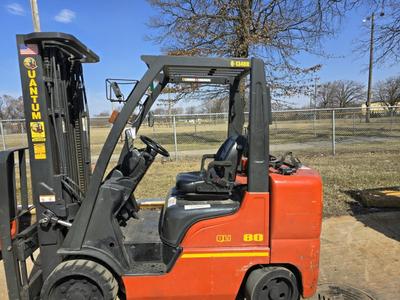 2010 UNICARRIERS MCUG1F2F36LV:IC Forklift - Cushion Tire